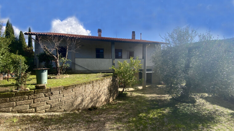 Villetta bifamiliare in campagna