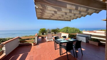 Moderno trilocale con terrazzo fronte mare